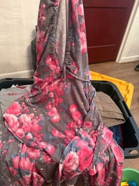 Floral Hooded Lounge Dress - Gray with Pink Rose Print